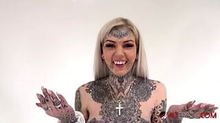Tattooed Amber Luke handle the tremor for the first time