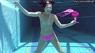Jessica Lincoln hottest underwater teen