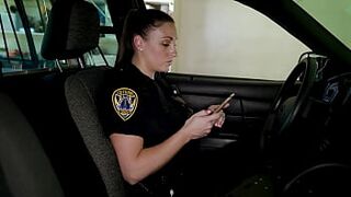 Beat Cops - Amazing Undercover Mother Screwed By an Entire Crew of Thugs - Aaliyah Taylor